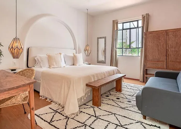Casona En Condesa Con Patio Gigante Holiday home *