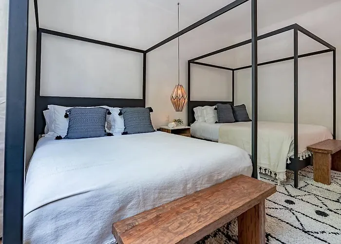 Casona En Condesa Con Patio Gigante