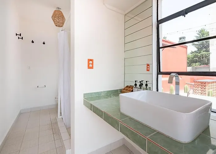 Casona En Condesa Con Patio Gigante *